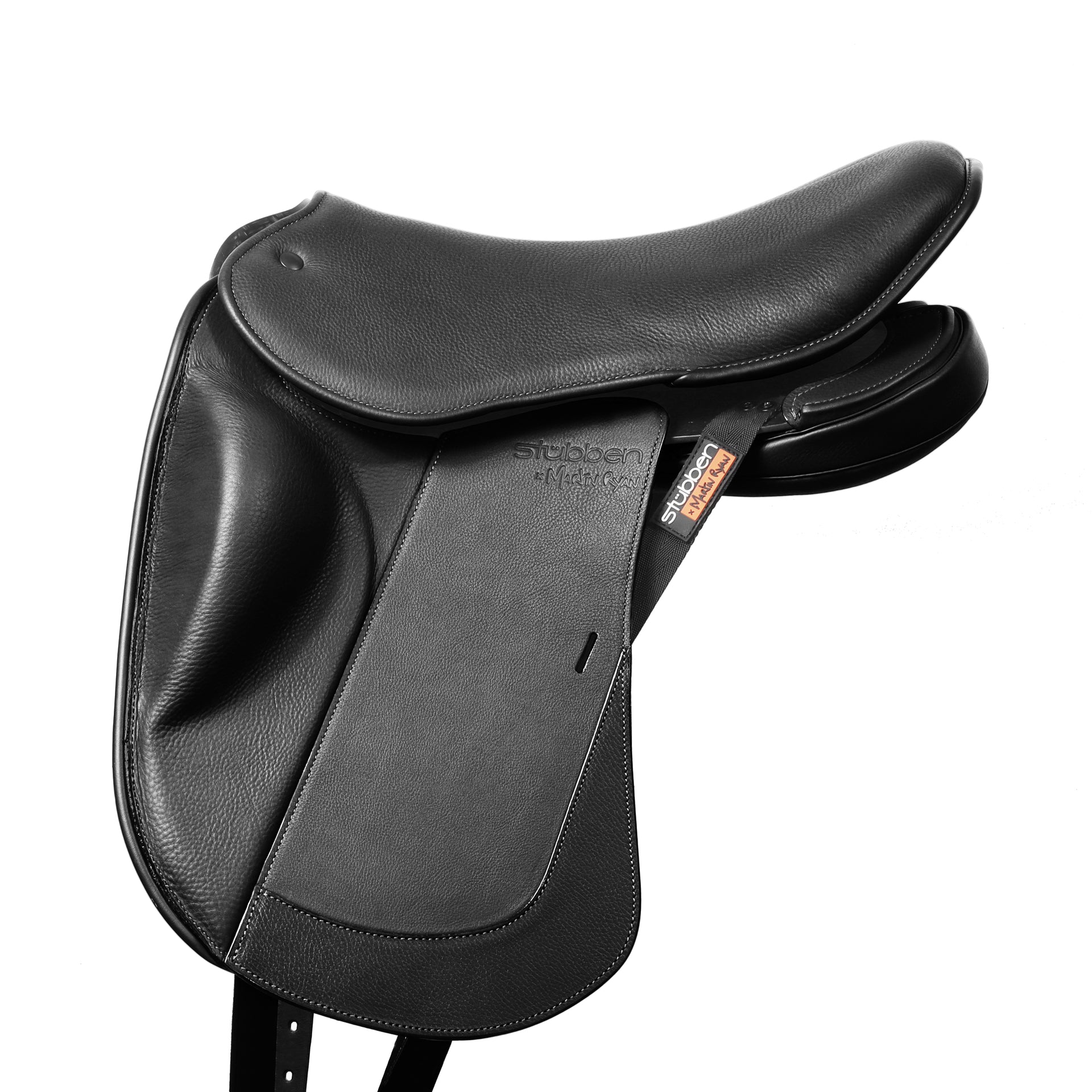 REV saddle with saddle flaps